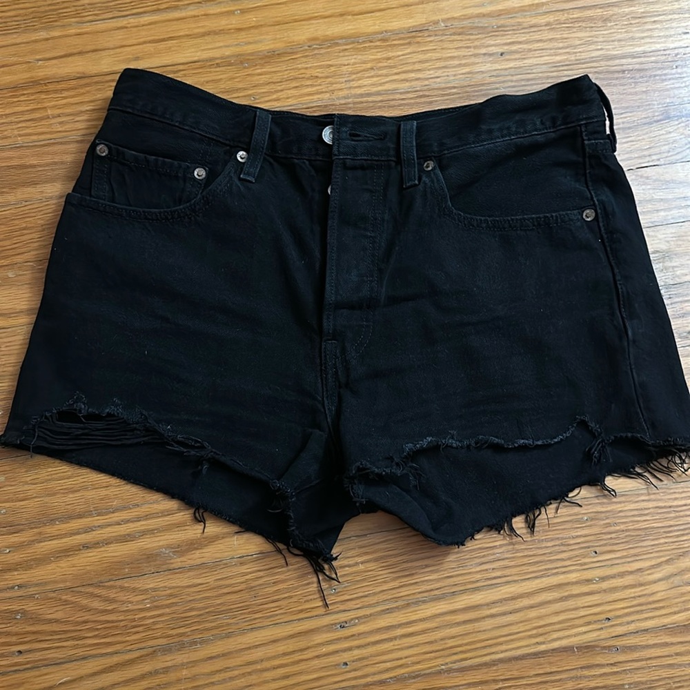 Levi’s women’s 501 ripped jean shorts